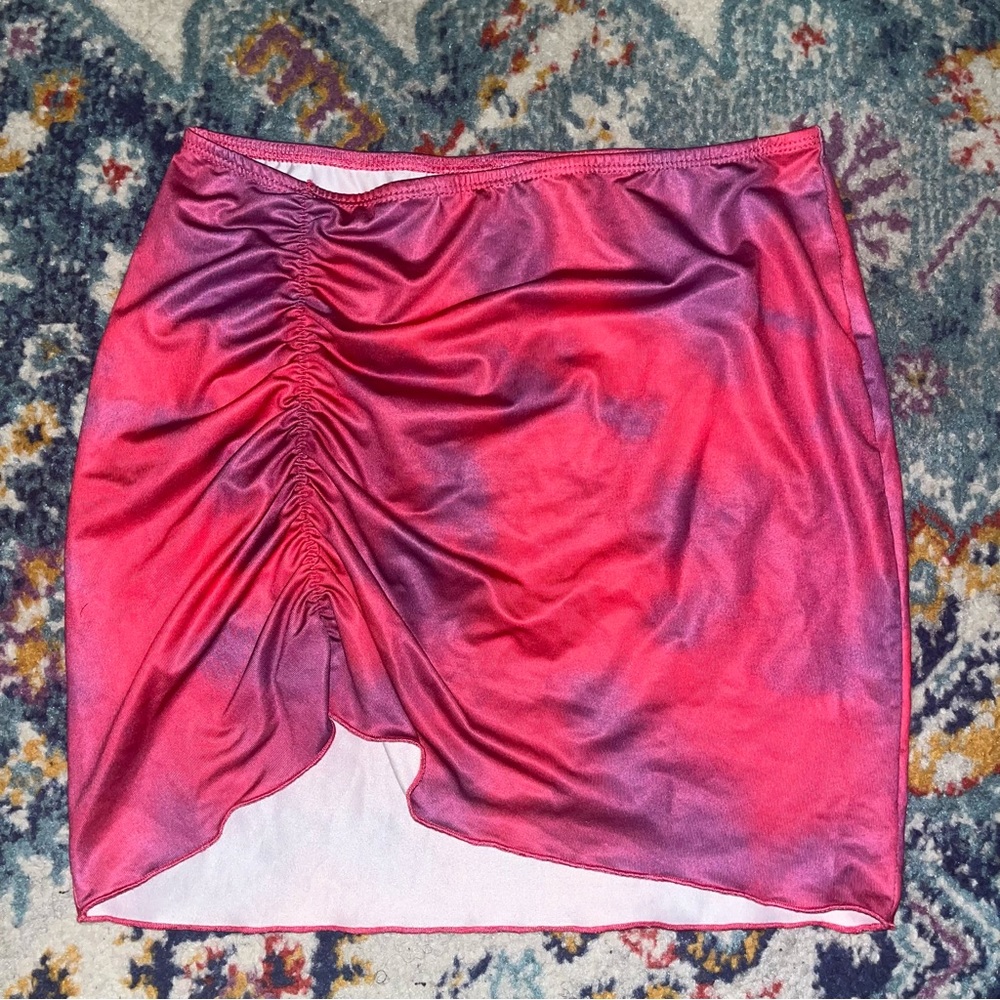 Cinched mini skirt
